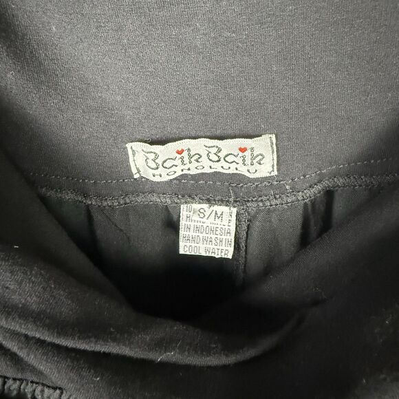 Baik Baik Honolulu Sz S/M Black Rayon Fold Over Tiered Wide Leg Eyelet Pants - Picture 6 of 6